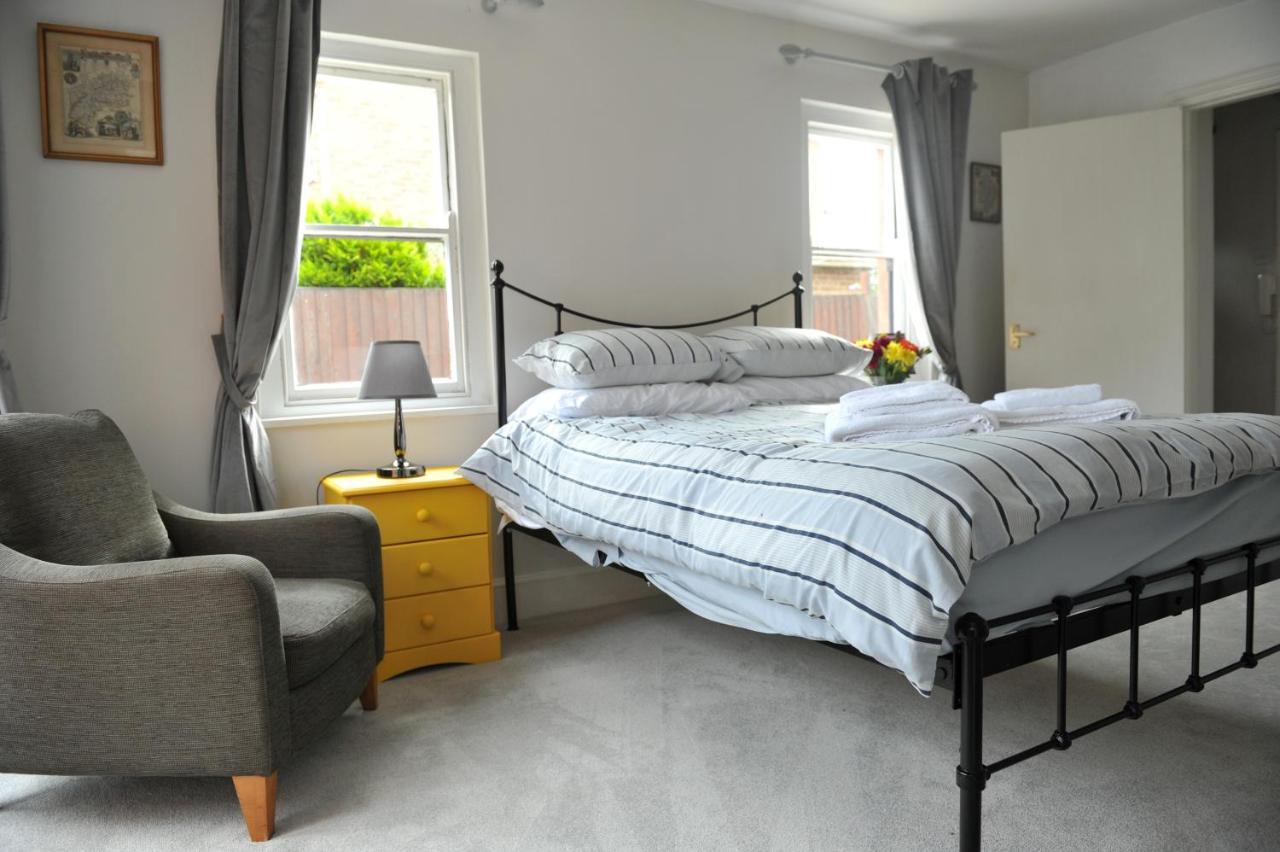 Beechurst Serviced Apartments 切尔滕纳姆 外观 照片