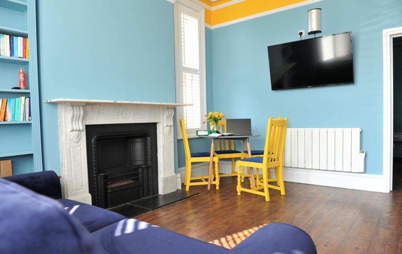 Beechurst Serviced Apartments 切尔滕纳姆 外观 照片